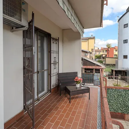 Casa Lella * Novara